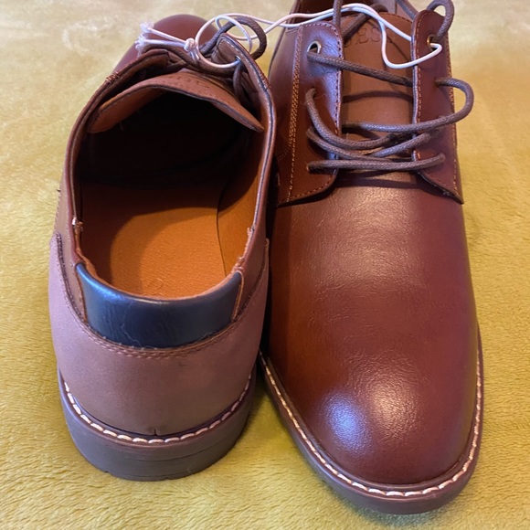 Mens shoes - Picture 2 of 3